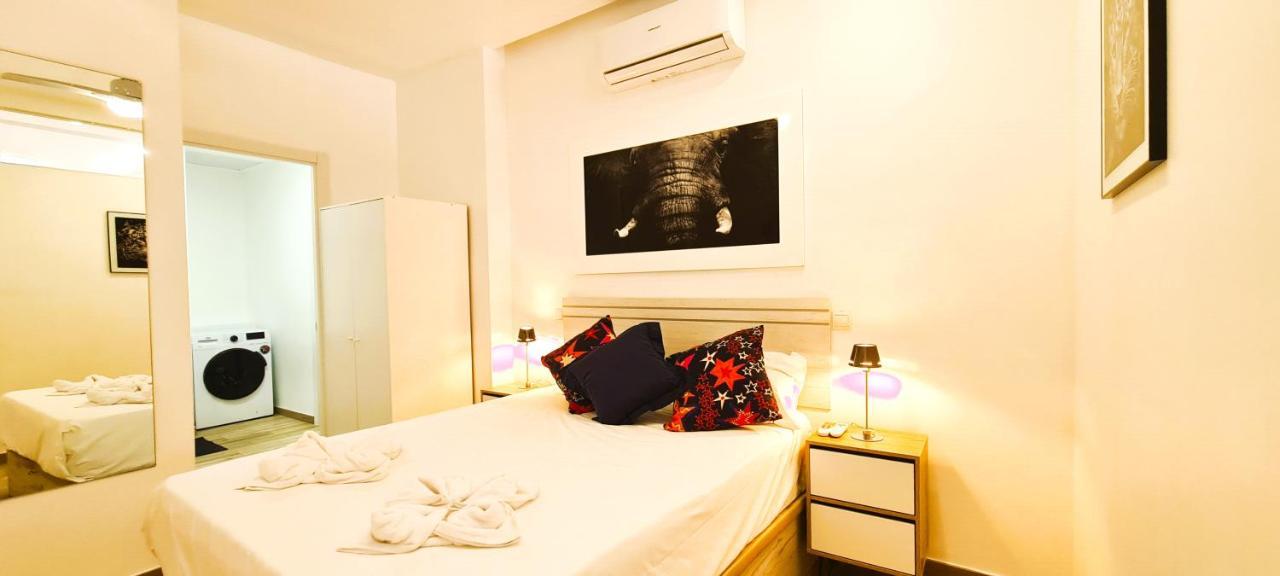 Oshun Plaza Castilla Apartment *